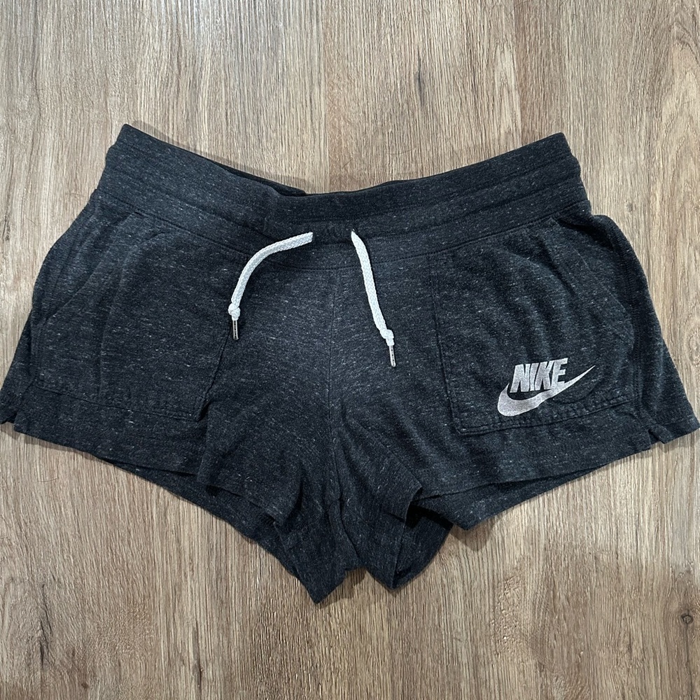 Nike Women's Sportswear Vintage Shorts